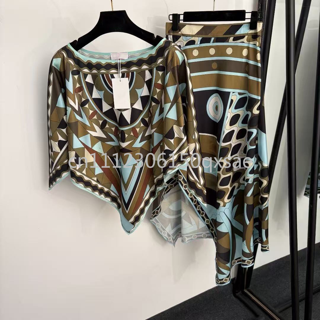 Maxi Dress Halter - ชุดเดรสคลุมสีดำสำหรับผู้หญิงดีไซน์หรูหรา พร้อมโลโก้ตัวอักษรซิกเนเจอร์ของดีไซเนอร์ ชุดเสื้อผู้หญิงเซ็กซี่สไตล์คลาสสิก แบรนด์ดัง แฟชั่นสตรีทแวร์
