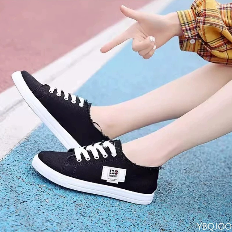 Vans Shoes Old Skool - รองเท้าผ้าใบผู้หญิงอเนกประสงค์ รองเท้าลำลองแบบสบายๆ รองเท้าผ้าใบสีขาวสำหรับนักเรียน รองเท้ากีฬาแบบแบนแฟชั่น น้ำหนักเบา รองเท้าผ้าใบผู้หญิง