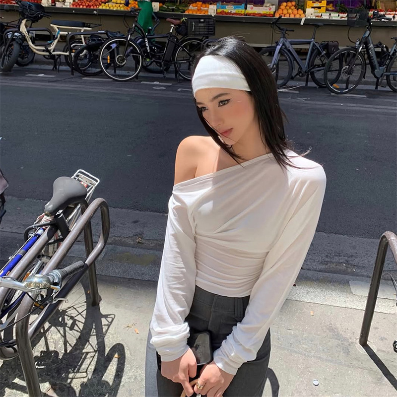 เสื้อผู้หญิงปี 2026 แบบไหล่เดี - Blouse Off Shoulder บทวิจารณ์และราคา