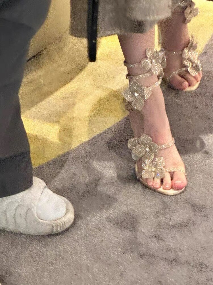 รองเท้าส้นสูงแบบสตรีทีดี ประดั - Sandal Strappy Heeled บทวิจารณ์และราคา