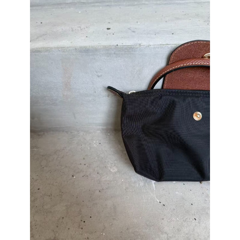 กระเป๋าถือผู้หญิง Y2K ปี 2026  - Tote Bag Beach บทวิจารณ์และราคา